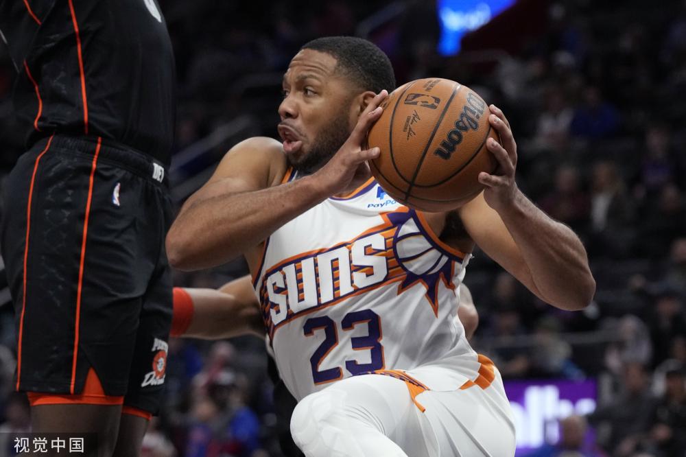 并推动女性 并推动女性